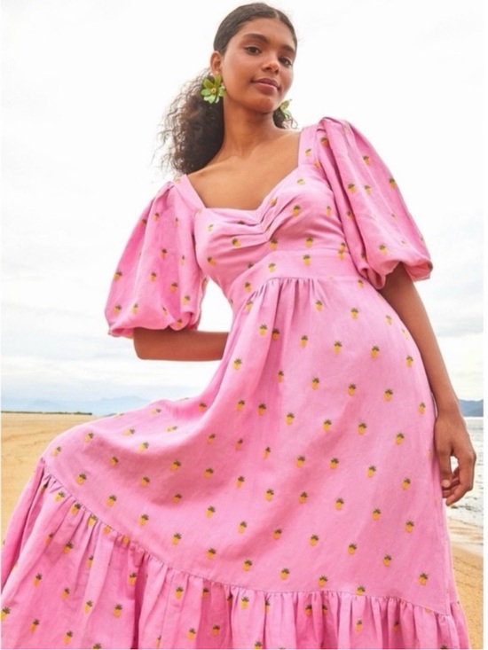 FARM Rio Dresses & Skirts - Farm Rio Embroidered Pineapple Pink Linen Midi Dress. Worn Only Once